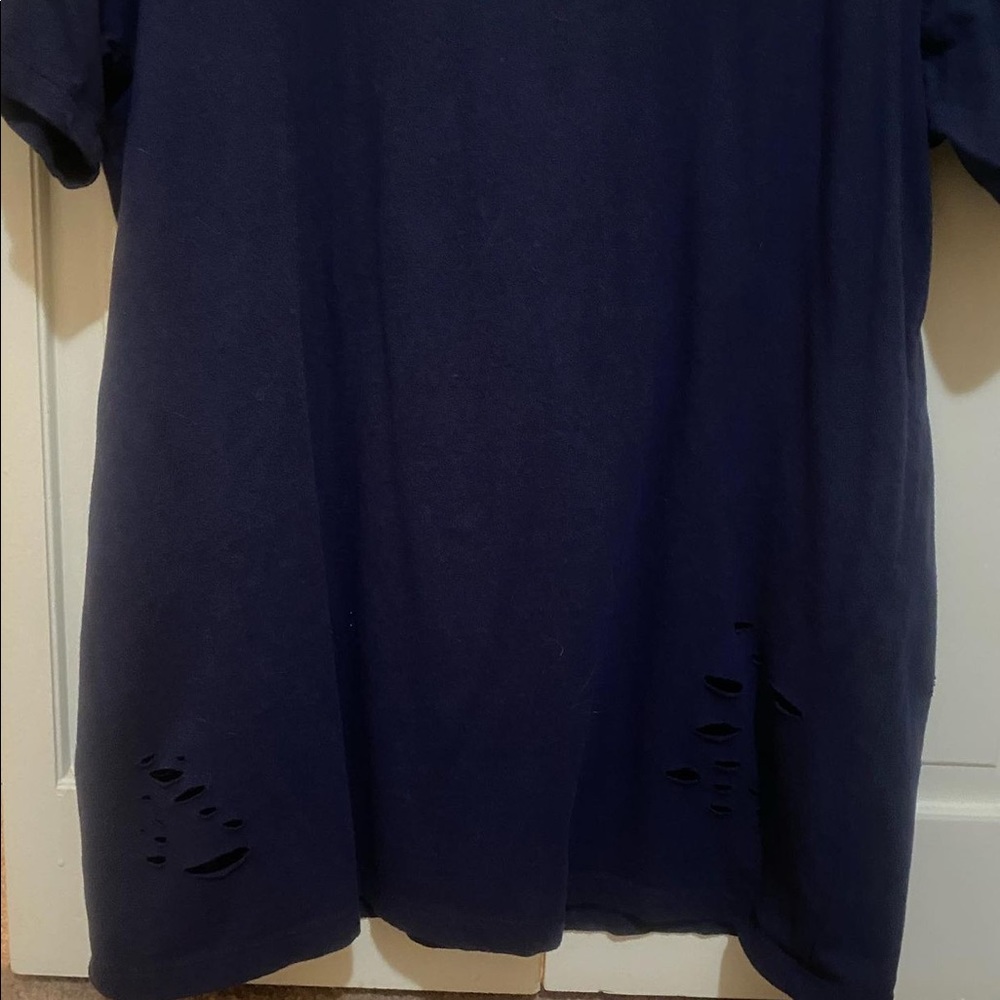 Top - Picture 4 of 5